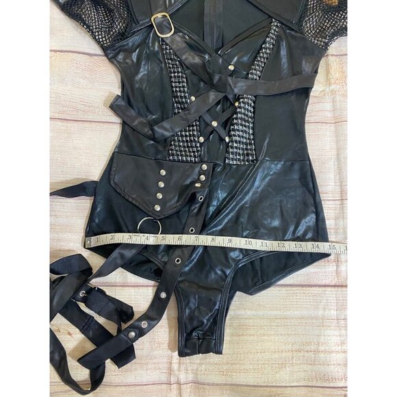 Leg Avenue Women's Black Faux Leather Long Sleeve Key Hole Front One Piece - Sma - Picture 11 of 15